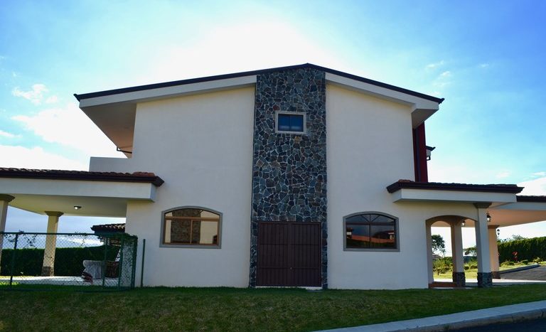Spectacular House for Sale in San Isidro de Heredia Domus Verum Real Estate Costa Rica 035.jpg