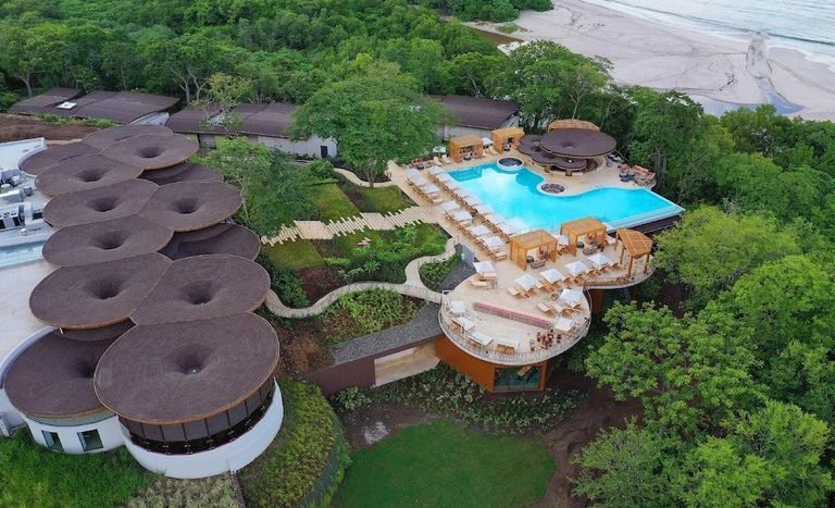 Oceanview condos in Costa Ricaâs Premier Beach Development with Luxury Condominium for sale