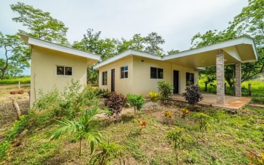 Casa Alicia - Front Exterior