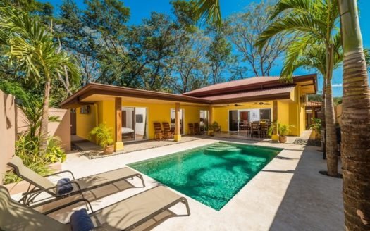 Casa Guanacaste - Living Room