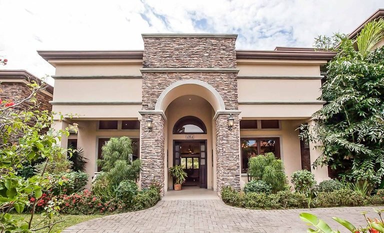 Hacienda Los Reyes Custom Golf Residence for Sale!