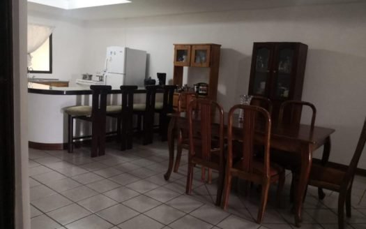 venta-de-casa-5-esquinas-aserrí­-san jose-17.jpg