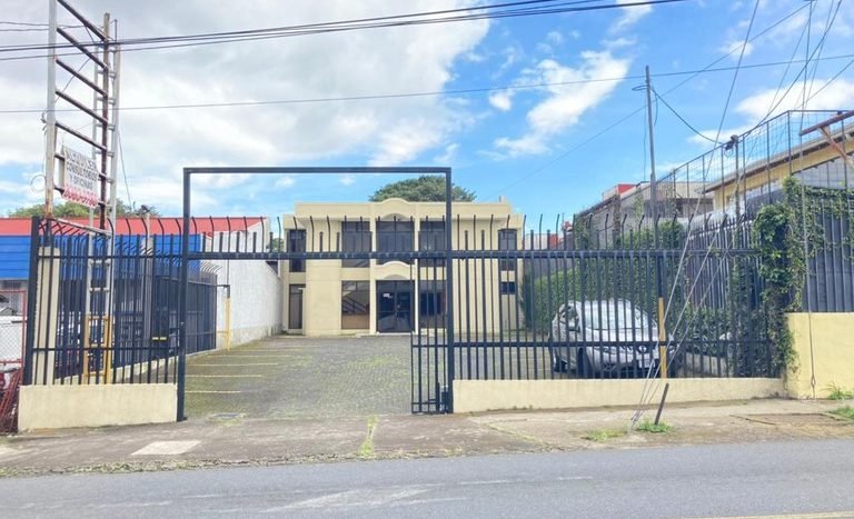 Venta Edificio en Carretera de Alto Transito Moravia San Jose Costa Rica