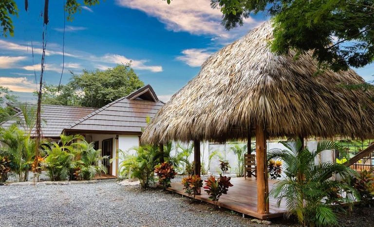 Casa Samoa Avellanas Beach House: Itâ s every surferâ s dream to wake ...