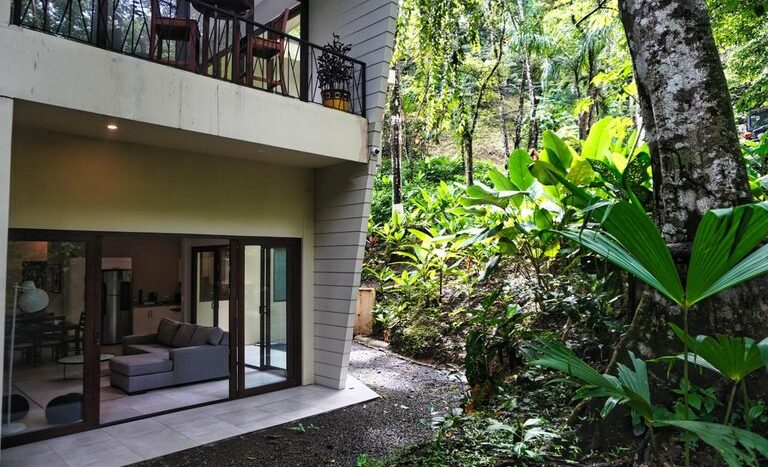 RIO MONO COMMUNITY -Living room-Luxury Condominium for sale in Manuel Antonio Puntarenas Costa Rica