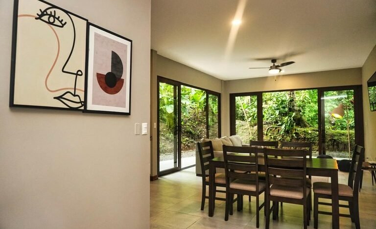 Luxury bathroom - Condos for sale in Manuel Antonio in Puntarenas