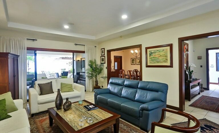 escazu-luxury-4-bedroom-villa-condominium-aracari-20.jpg