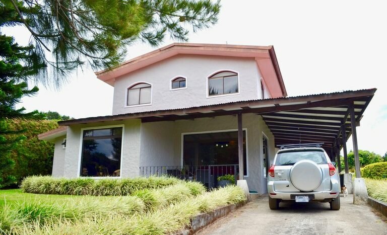 Casa de montanÌa en Venta en San Rafael de Heredia Domus Verum Bienes Raices Costa Rica 045.jpg