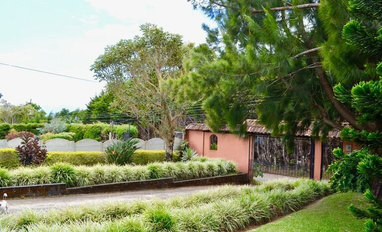 Casa de montanÌa en Venta en San Rafael de Heredia Domus Verum Bienes Raices Costa Rica 019.jpg