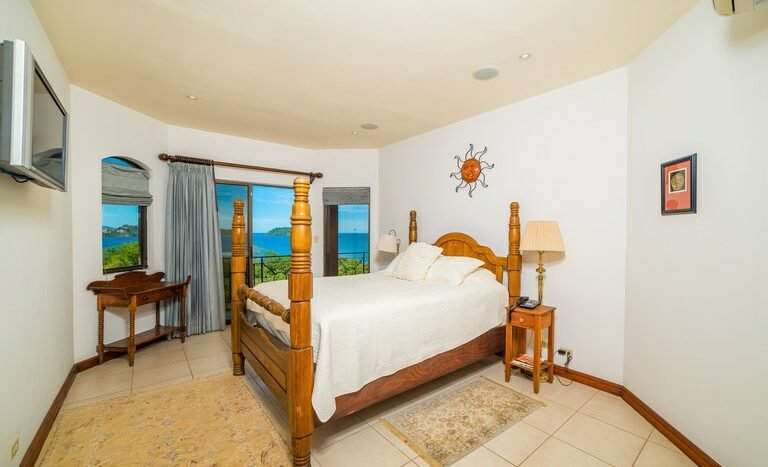 Master Bedroom Balcony