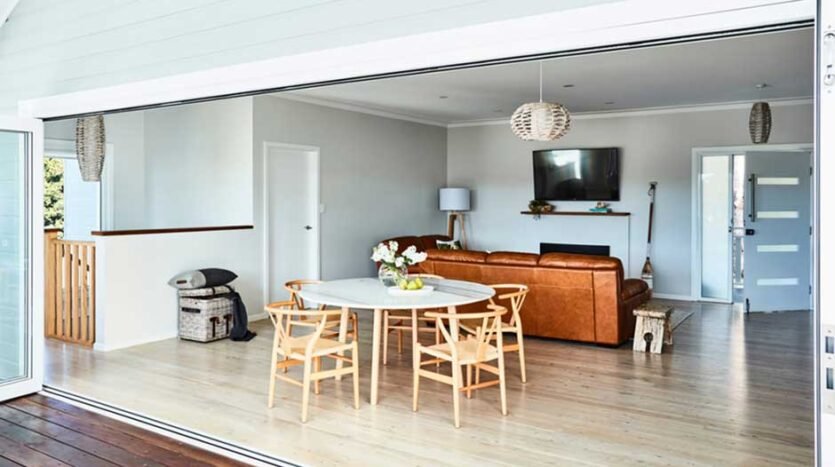 What Are The Security Benefits Of Retractable Privacy Screens For Ground-Floor Apartments