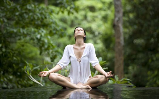 7 Amazing Health Benefits of a Relaxing Water Retreat