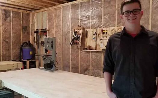 Blending Modern Tools with Old-World Craftsmanship