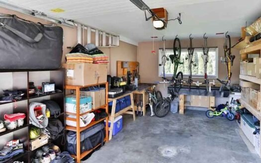 Garage-Goals-Essential-Maintenance-Tips-for-a-Tidy-and-Functional-Space