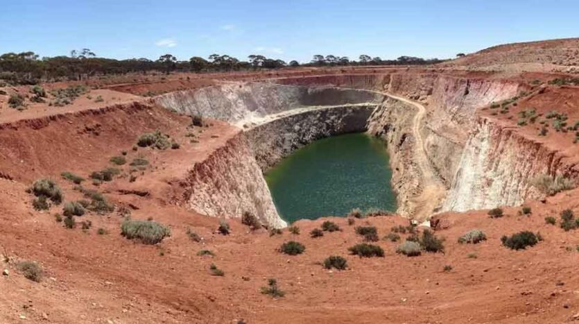 Active vs Inactive Mines for Sale in Australia: Which Offers Better ROI?