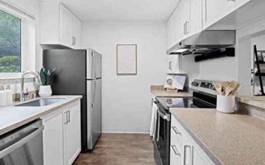 Find Pet Friendly Apartments Near Me in Renton, Washington