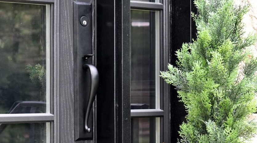 Tips for Refreshing Your Home With Black Door Hardware