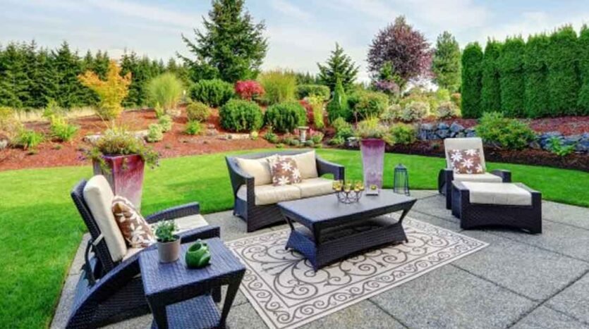 4-Stylish-Finishing-Touches-for-a-Polished-Landscape