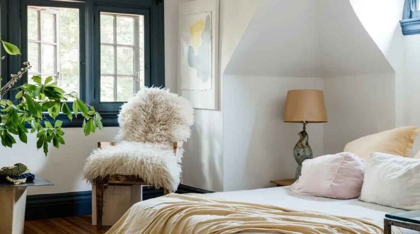 Bedroom-Bliss-Tips-for-a-Warm-and-Inviting-Space