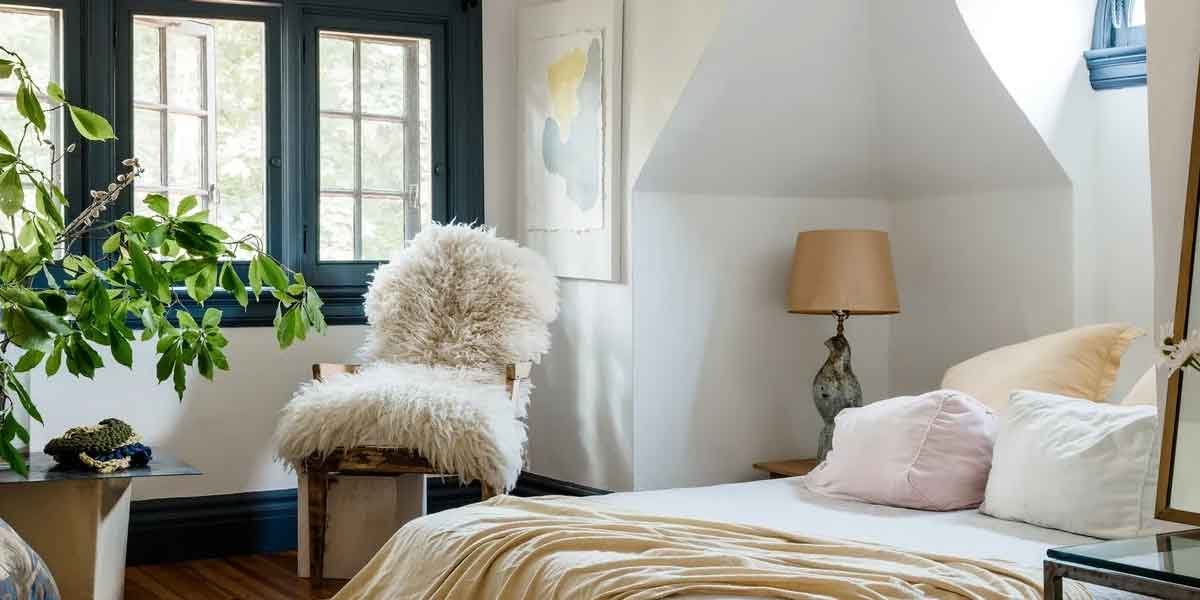 Bedroom-Bliss-Tips-for-a-Warm-and-Inviting-Space