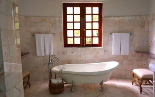 The Important Decisions Behind a Well-Planned Bathroom